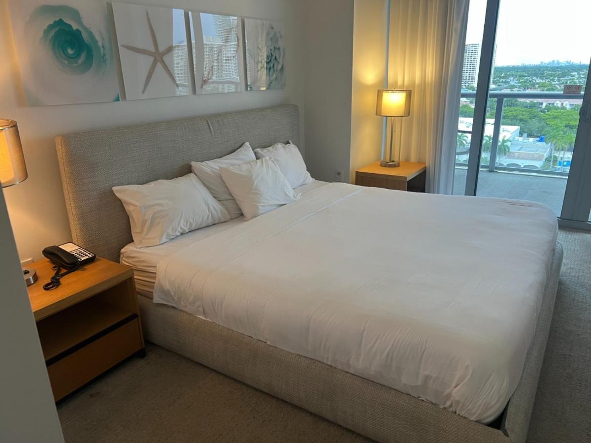 Amazing 1B-1B Apartment With Amazing View! 28A Hallandale Beach Kültér fotó